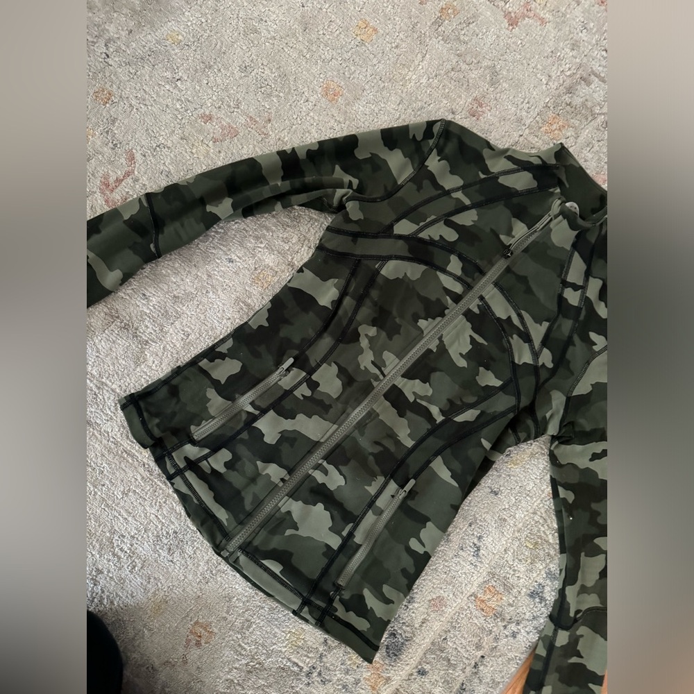 Lululemon full zip up